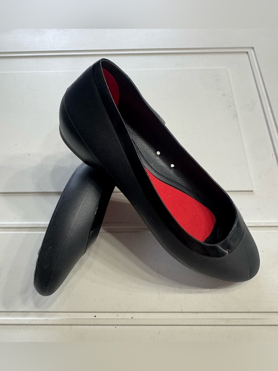 CROCS Shoes - Crocs Women’s Sz 7 Lina Black Ballet Flats Slip On Shoes Comfort